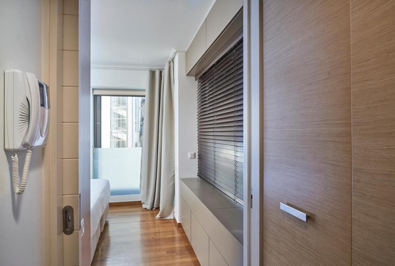 Contemporary & Comfy Apt Next To Acropolis Museum Athena Bagian luar foto