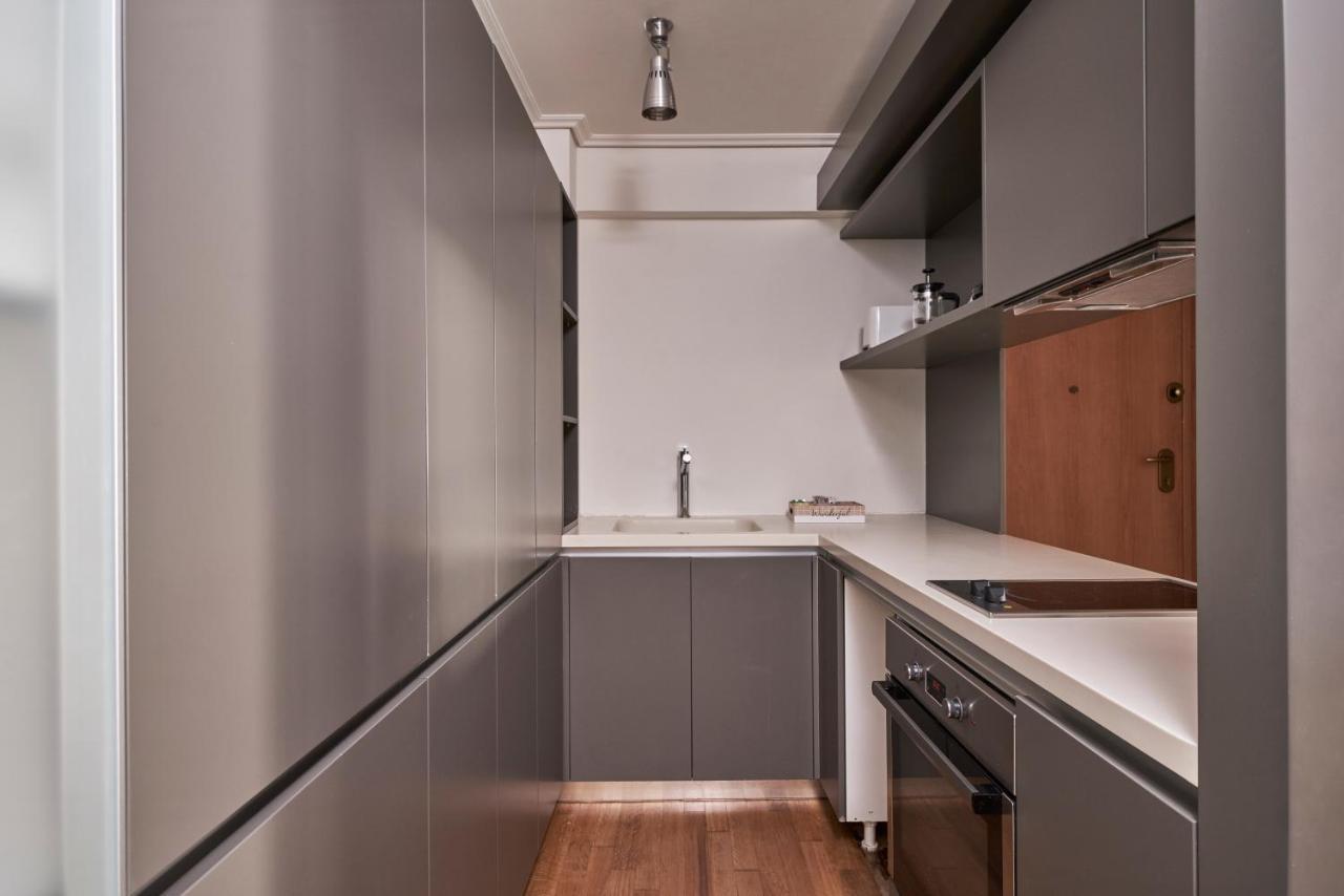 Contemporary & Comfy Apt Next To Acropolis Museum Athena Bagian luar foto